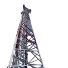Torre di antenna del metallo di angolo 50m di telecomunicazione Q420 con il recinto della palizzata