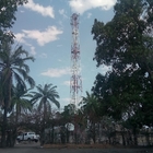 Torre di antenna delle Telecomunicazioni del tetto di GSM per elettricità