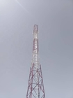 Microonda d'acciaio della torre Q345 della grata fornita di gambe di telecomunicazione 4