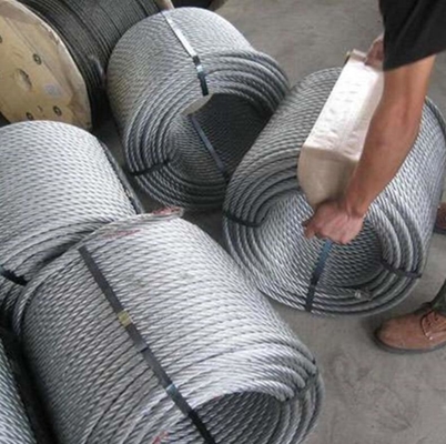 Filo di acciaio galvanizzato di tensione ad alto tenore di carbonio per costruzione