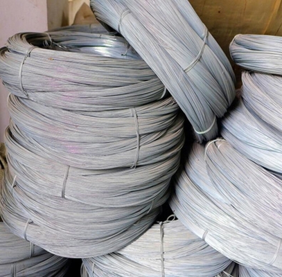 Cavo d'acciaio galvanizzato a basso tenore di carbonio per la linea di trasmissione sopraelevata
