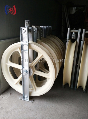 Strumenti per linee di trasmissione aeree della serie 822 con dimensioni di fascia personalizzate e elevata capacità di carico