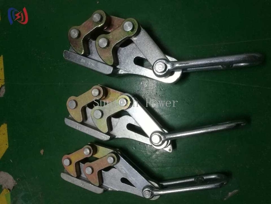 La presa meccanica della corda viene accompagnata dalla pinza per elevate prestazioni ed efficienza nel sollevamento.