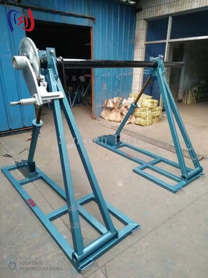 Sosta per bobine di cavi staccabili pesanti, capacità di 10 tonnellate, telaio resistente alla corrosione per progetti di sottostazioni e trasmissioni.