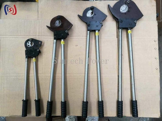 Strumento idraulico per il taglio dei conduttori per lo splicing dei cavi industriali