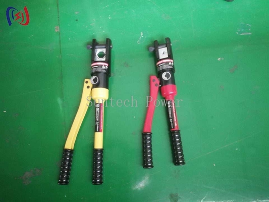 Strumento idraulico professionale per il crimping con pompa integrata per connettori elettrici