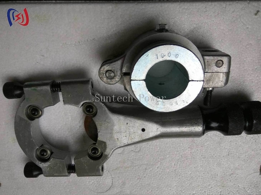 Spellacavi regolabile per diverse dimensioni di conduttori