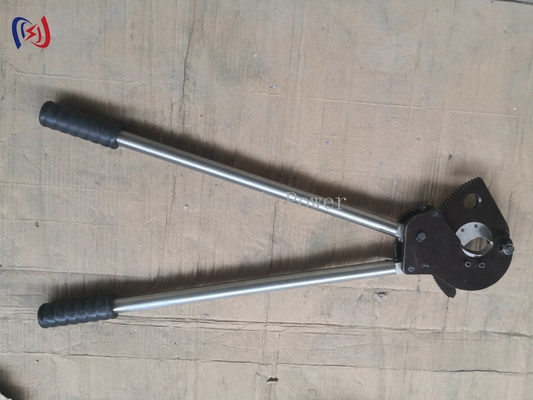 Tagliatori di conduttori pesanti per la costruzione e la manutenzione di linee elettriche