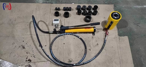 Perforatore idraulico per impieghi gravosi per lavori su pannelli e quadri elettrici