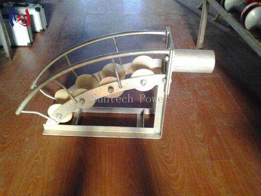 Roller di protezione dell'ingresso del cavo della serie C professionale con diametro del tubo da 80 a 200 mm per il tiraggio del cavo resistente alla corrosione e a basso attrito