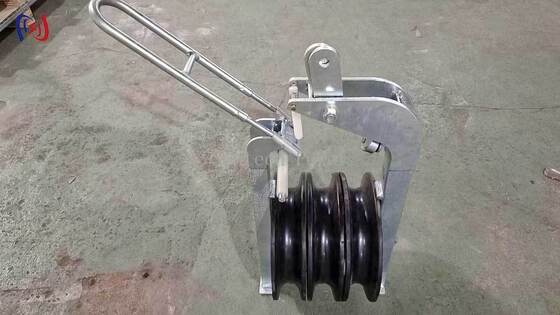 Elicottero Stringing Block per l'installazione di corda guida.