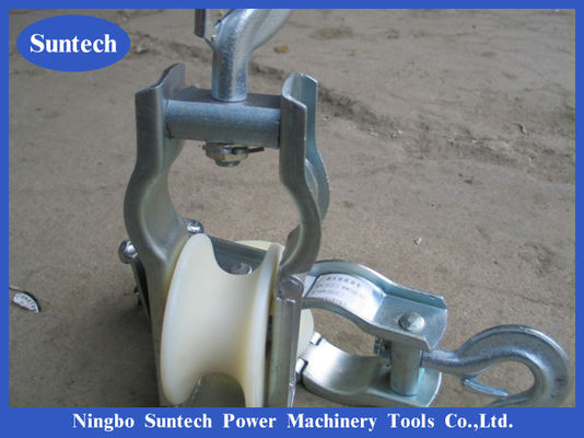 La ruota di nylon Crossarm ha montato il conduttore Pulley Stringing Block