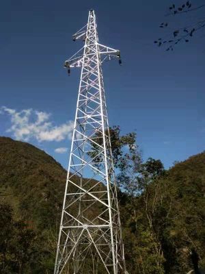 ASTM A123 galvanizzati ingraticciano la torre d'acciaio per la linea di trasmissione