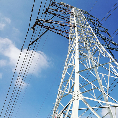 la linea di trasmissione 132kv ha galvanizzato la torre d'acciaio della grata