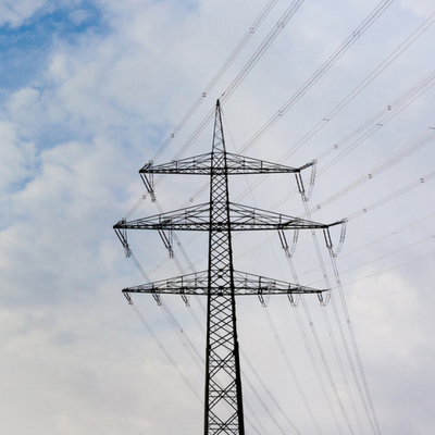 La immersione calda di JIS H8641 ha galvanizzato la linea di trasmissione sopraelevata torre