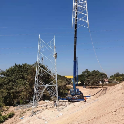 132KV l'elettrodotto HDG ingraticcia la torre d'acciaio