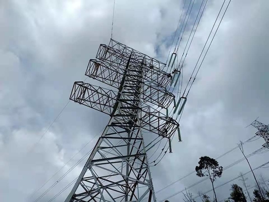 10 - La trasmissione di 1000KV Electric Power ingraticcia le torri d'acciaio