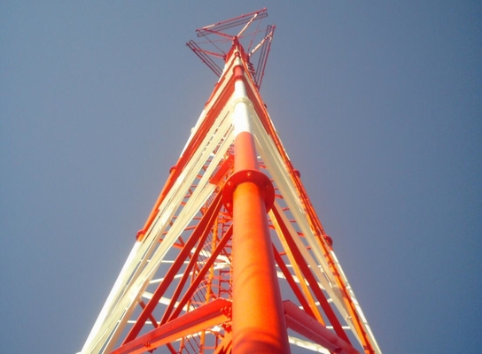 Torri d'acciaio tubolare fornita di gambe galvanizzata 15m - 50m di telecomunicazione 3