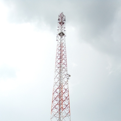 Albero di 100M Gsm Antenna Tower e luce di ostruzione angolari di aviazione dei sostegni