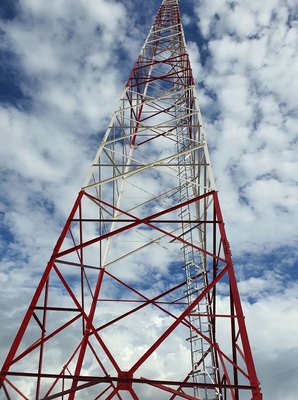 Torre d'acciaio galvanizzata calda di telecomunicazione 10m del segnale stradale